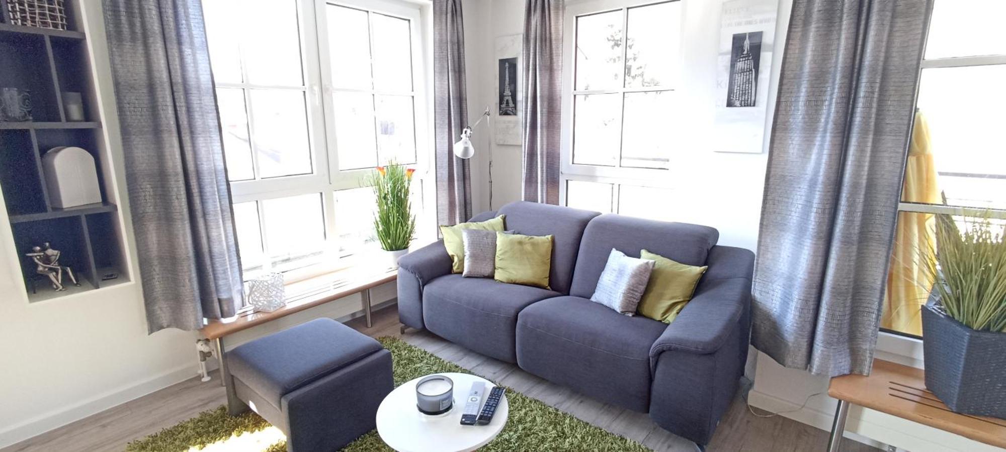 Grosszuegiges Helles Penthouse -Komplette Etage- Mit Balkon Und Stellplatz In Ruhiger Lage Кулмбах Екстериор снимка