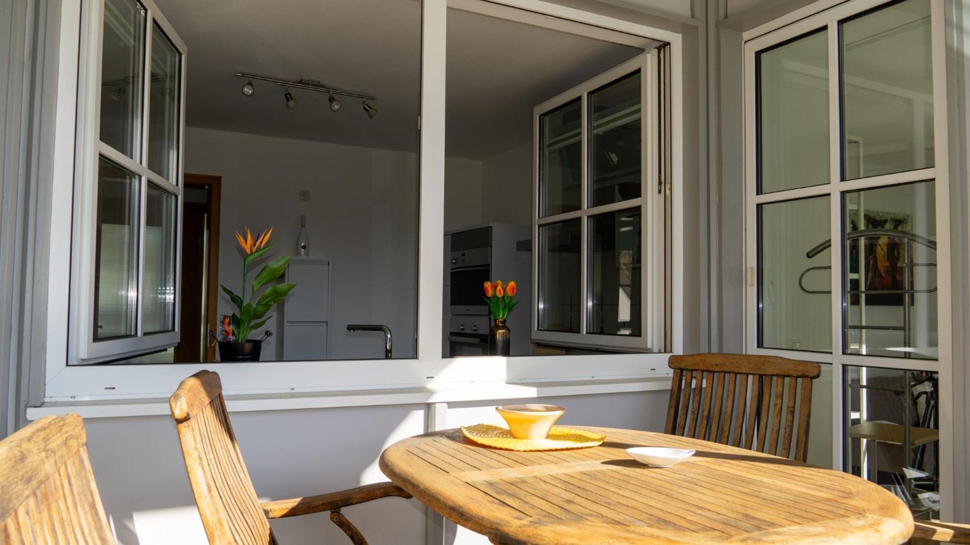 Grosszuegiges Helles Penthouse -Komplette Etage- Mit Balkon Und Stellplatz In Ruhiger Lage Кулмбах Екстериор снимка